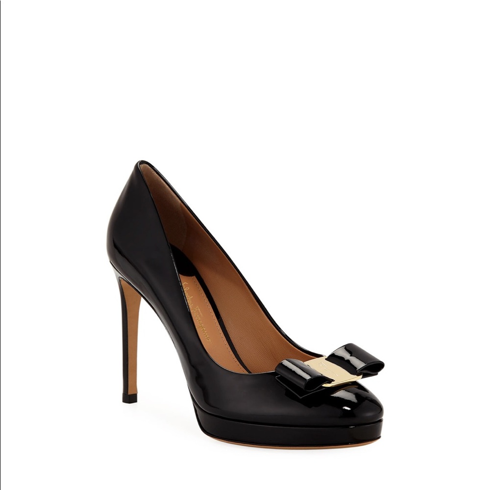 Salvatore Ferragamo black pumps